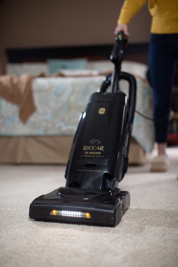 R25 Premium Pet Upright Vacuum w/ 5 Year Warranty