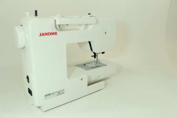 Janome DC1050 Sewing Machine