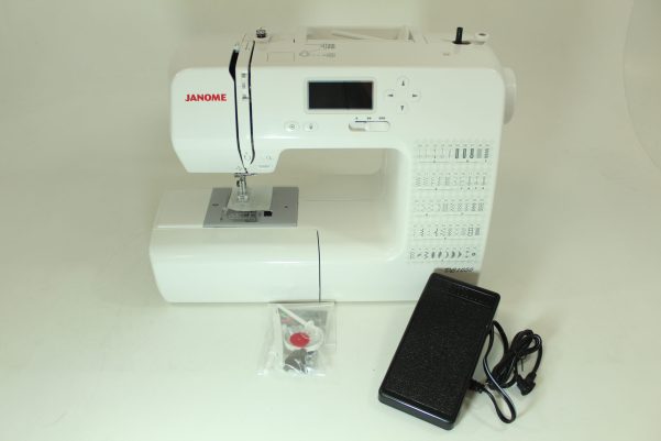 Janome DC1050 Sewing Machine