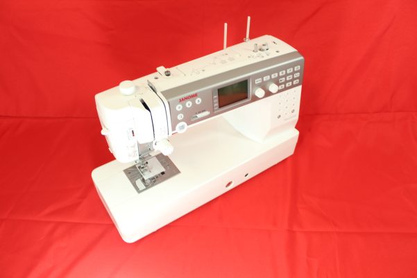 Janome Memory Craft 6700P Sewing Machine