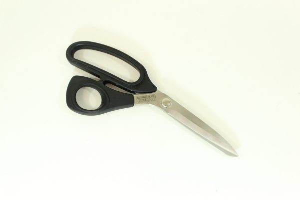 KAI 8 1/2in Dressmaking Scissors