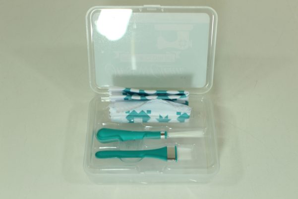 Oh Sew Clean Brush and Cloth Set - Blue