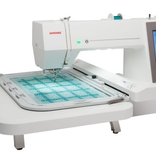 Janome Memory Craft 550E Computerized Embroidery Machine